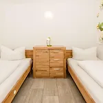 Bungis,de - 28 Ferienhaeuser Am Grimnitzsee G4 Holiday home Joachimsthal