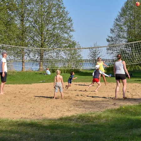 Bungis - 28 Ferienhaeuser Am Grimnitzsee G4 Tatil Evi *